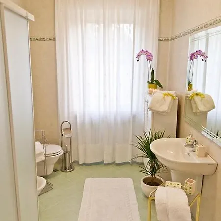 Rosa فندق مبيت وإفطار Rivoli Veronese
